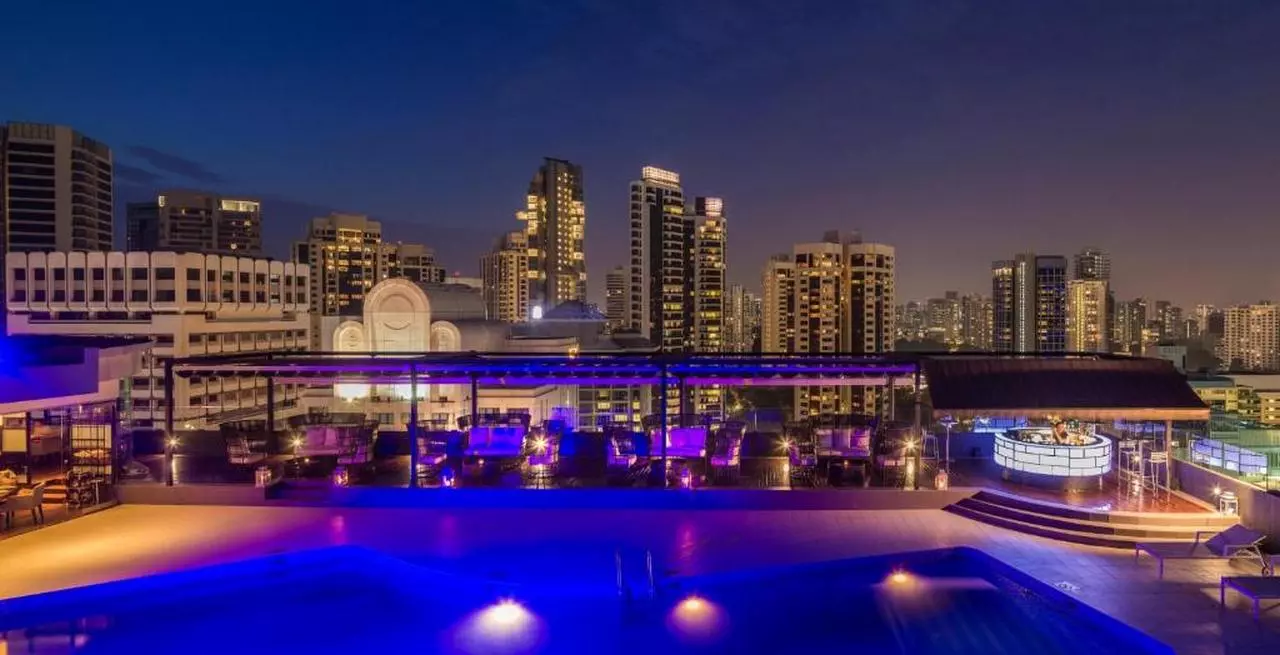 HILTON_SHABAVIZ (12).jpg